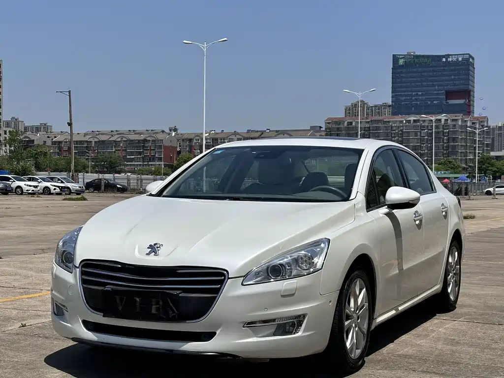 Peugeot 508 2012 — фото 1