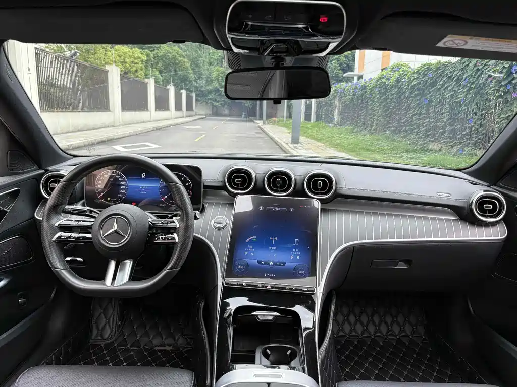 Mercedes-Benz C-Class 2022 — фото 7