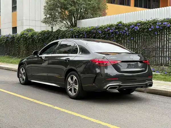 Mercedes-Benz C-Class 2022