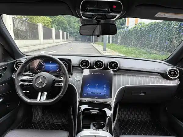 Mercedes-Benz C-Class 2022