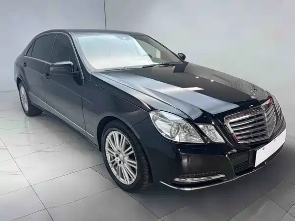 Mercedes-Benz E-Class 2013