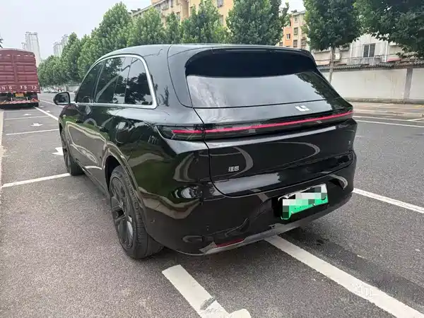 Li Auto L6 2024