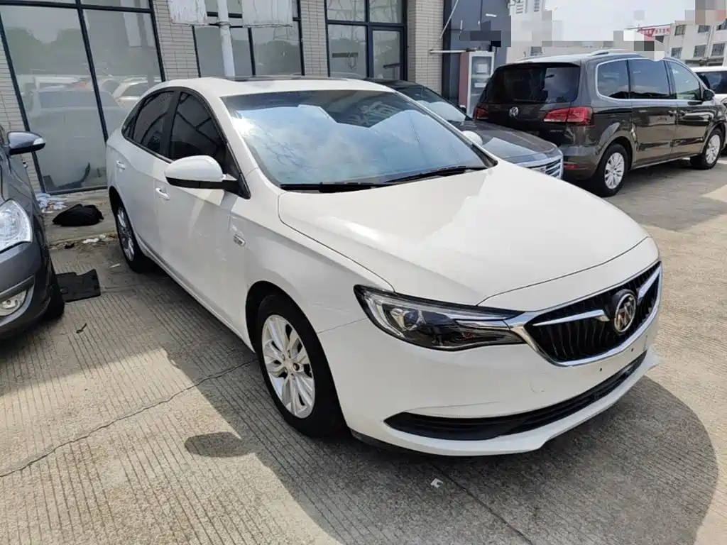 Buick Excelle GT 2022 — фото 4