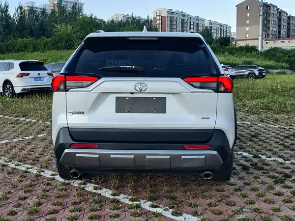 Toyota RAV4 2023