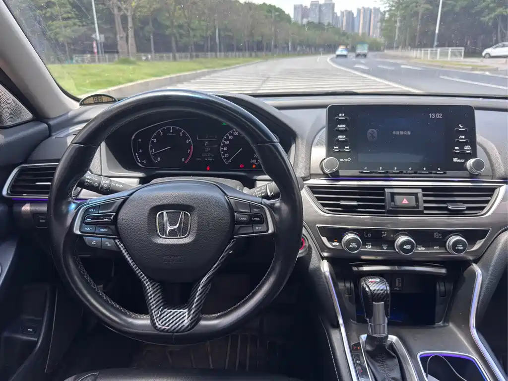 Honda Accord 2019 — фото 13