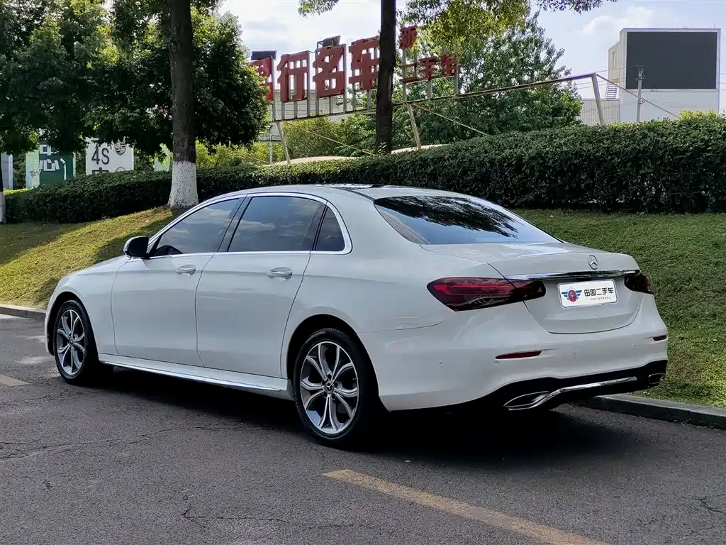 Mercedes-Benz E-Class 2020 — фото 4