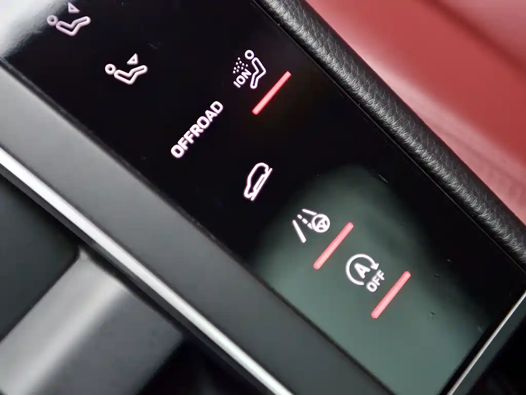 Porsche Macan 2023 — фото 15