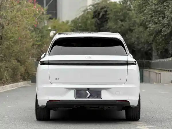 Li Auto L7 2023