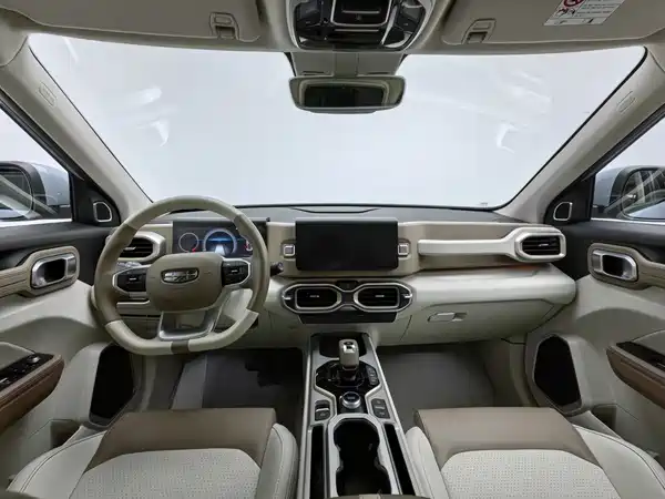 Geely ICON 2021