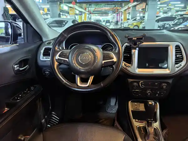 Jeep Compass 2017
