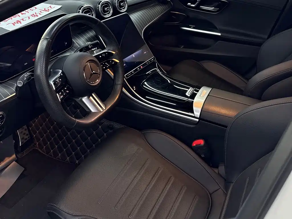 Mercedes-Benz C-Class 2023