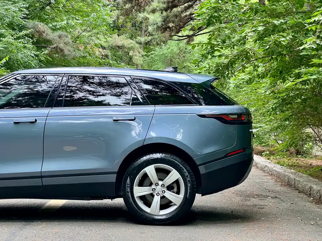 Land Rover Range Rover Velar 2020 — фото 8
