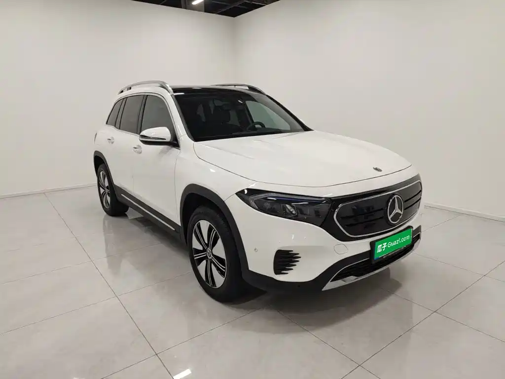 Mercedes-Benz EQB 2024