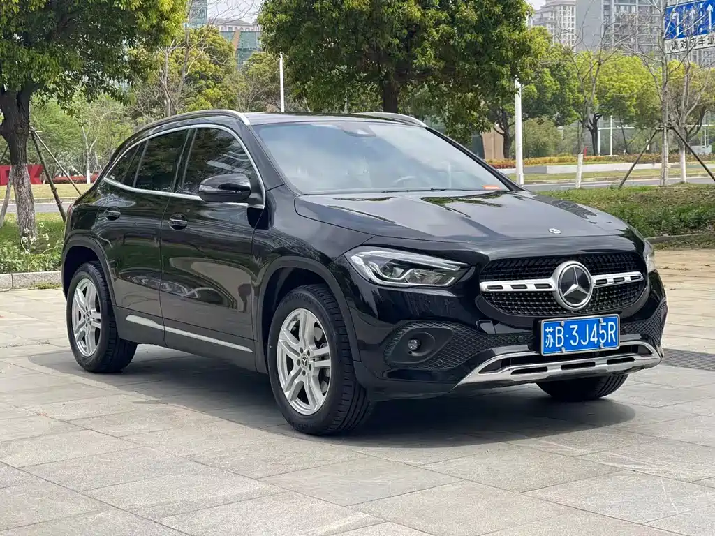 Mercedes-Benz GLA 2023 — фото 3