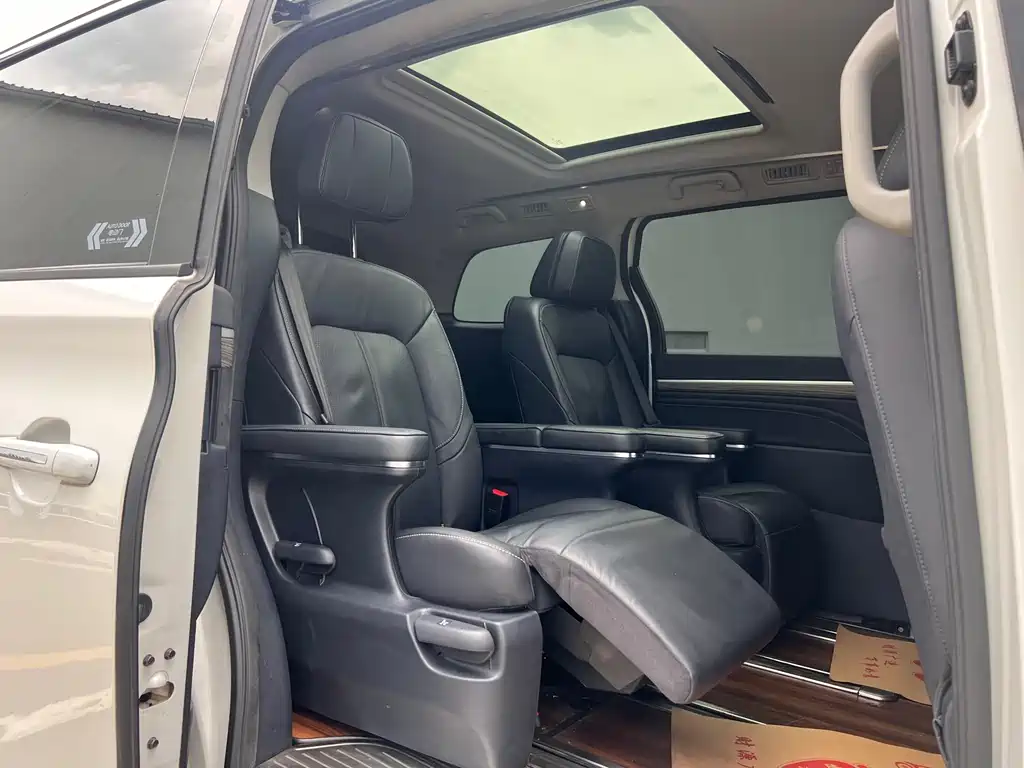 GAC Trumpchi M8 2023 — фото 16