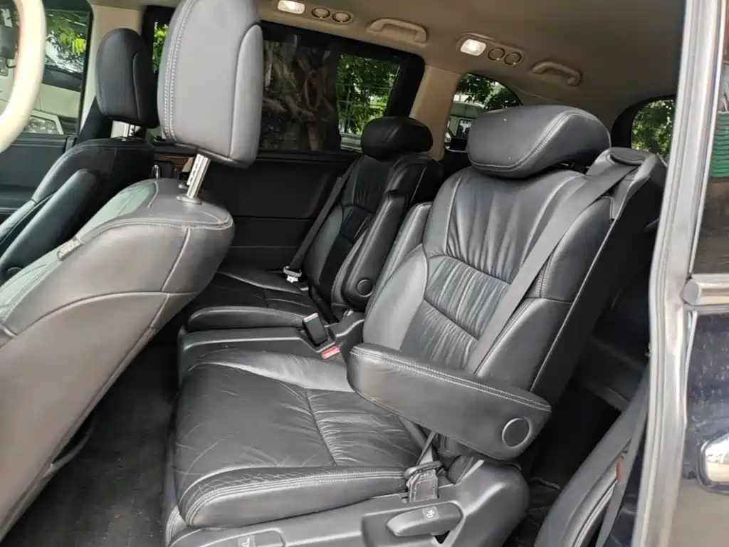 Honda Odyssey 2016 — фото 17