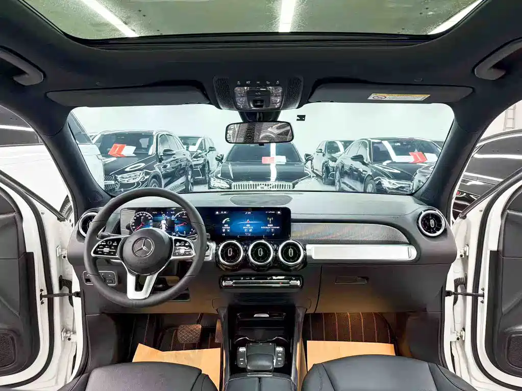 Mercedes-Benz GLB 2023 — фото 9