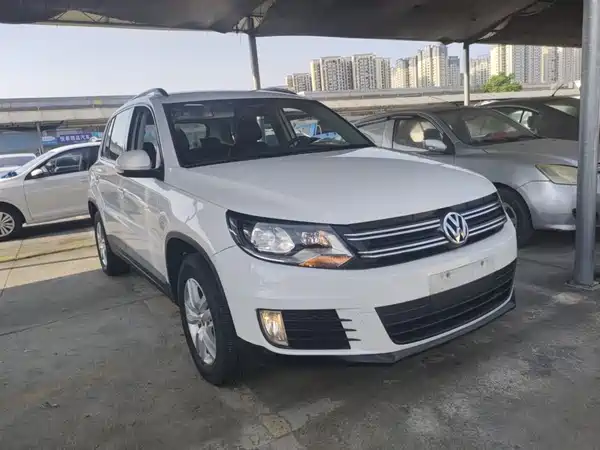 Volkswagen Tiguan 2015