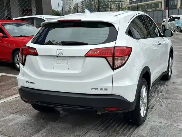 Honda Vezel 2015