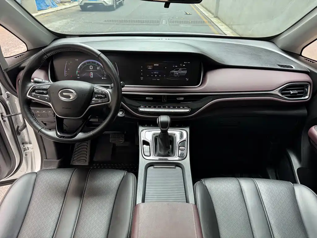 GAC Motor Trumpchi M6 2022 — фото 8