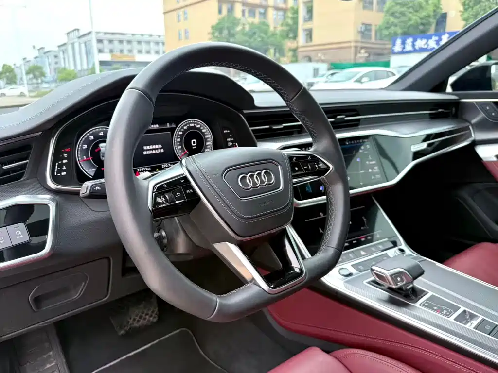 Audi A7L 2025 — фото 14