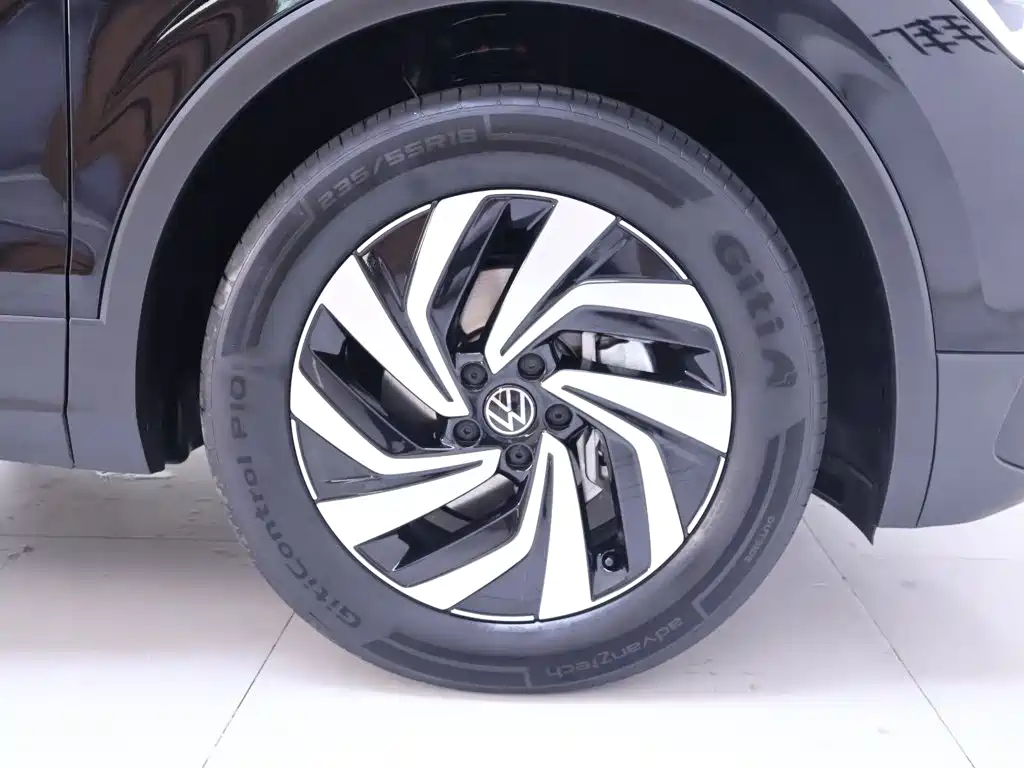 Volkswagen Tiguan L 2025