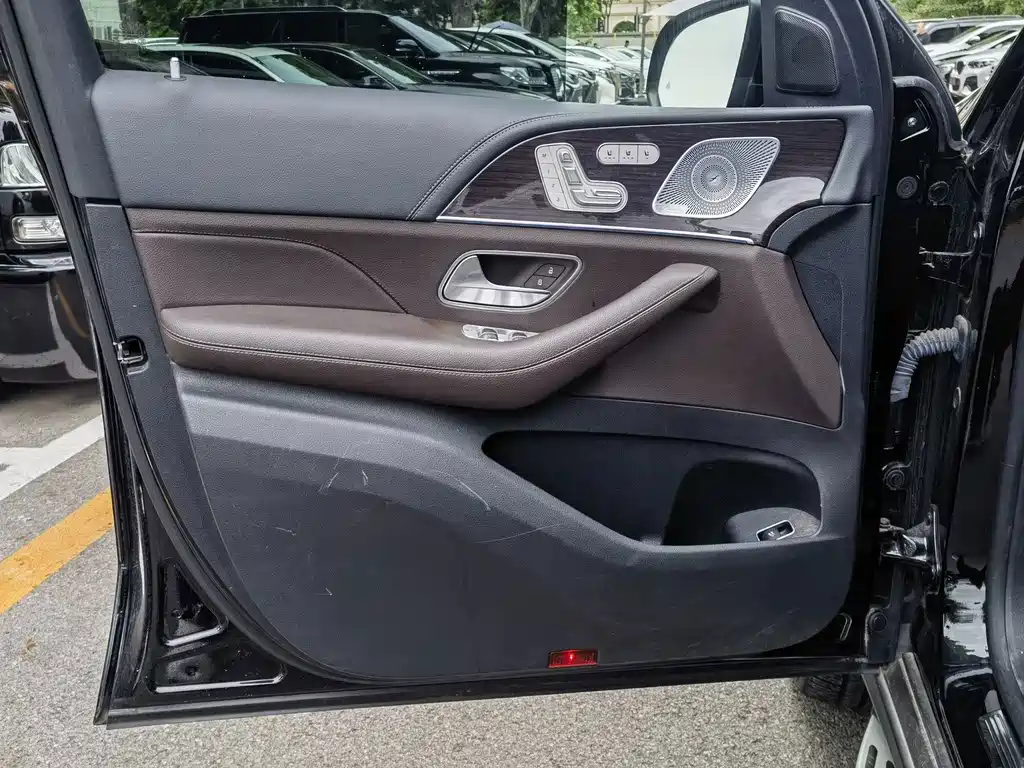 Mercedes-Benz GLS 2022 — фото 4