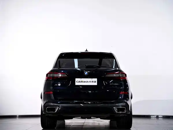 BMW X5 2022