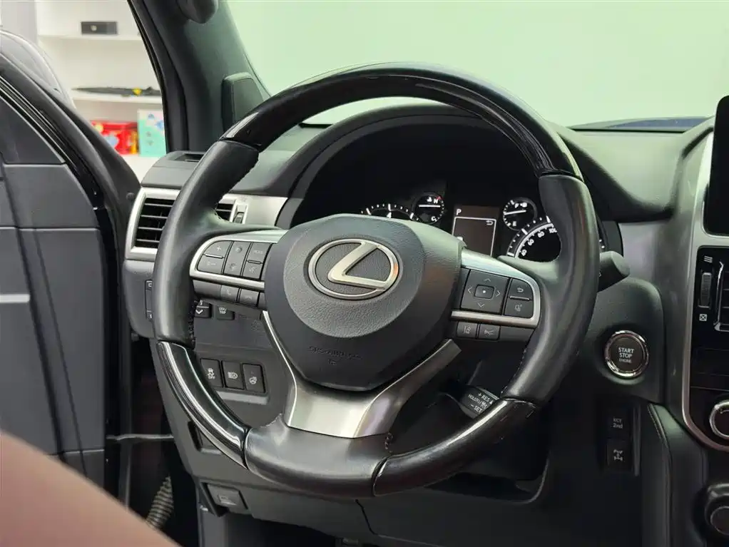 Lexus GX 2025 — фото 12