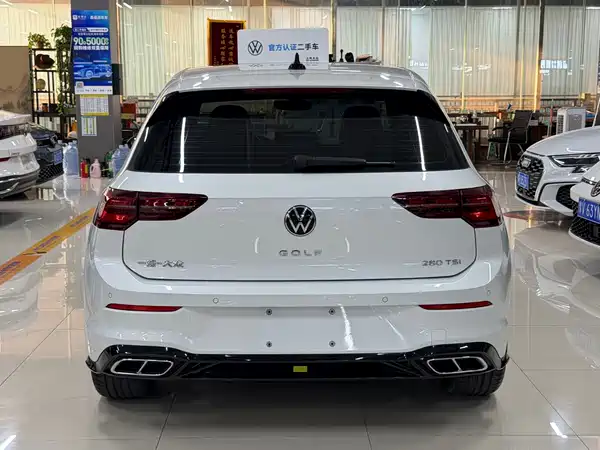 Volkswagen Golf 2022