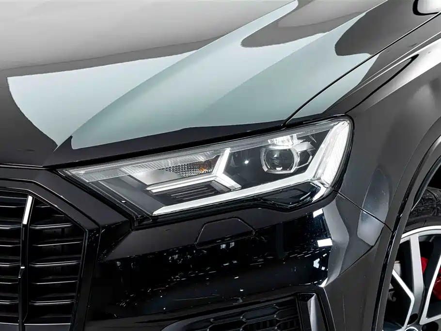 Audi Q7 2023 — фото 4