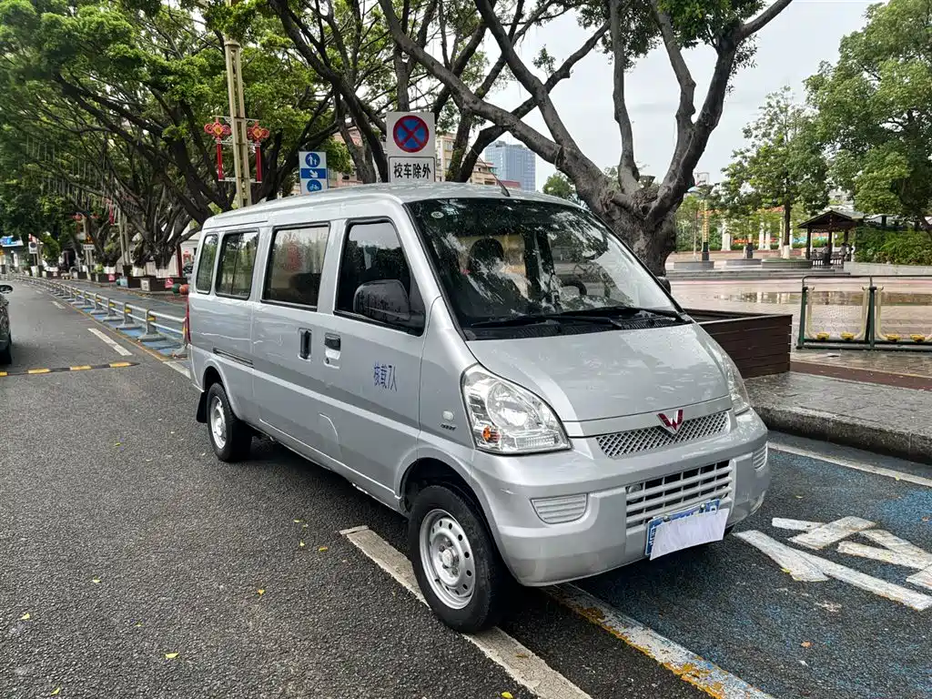 Wuling Rongguang 2019 — фото 10