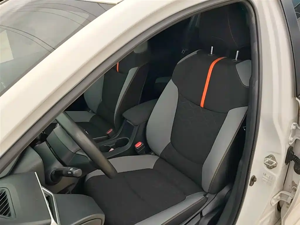 Toyota Corolla 2022 — фото 15
