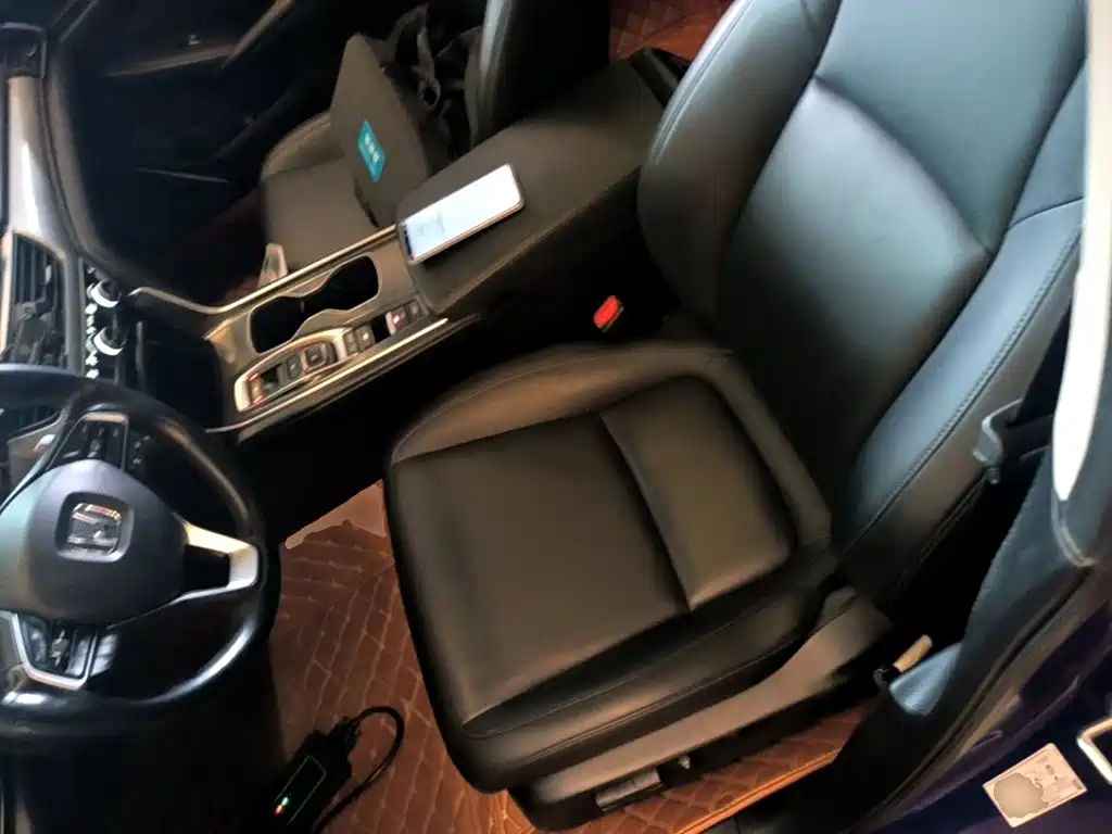 Honda Accord 2020 — фото 11
