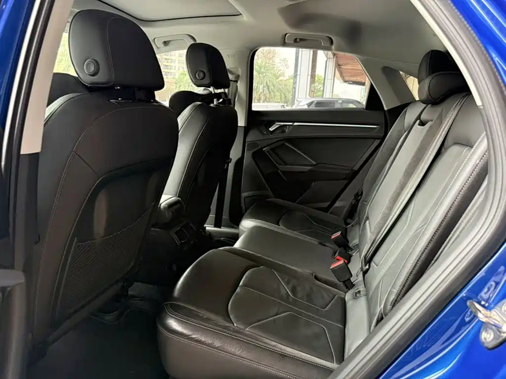 Audi Q3 Sportback 2021 — фото 23