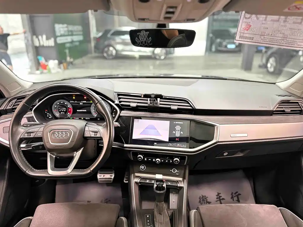 Audi Q3 2022 — фото 19