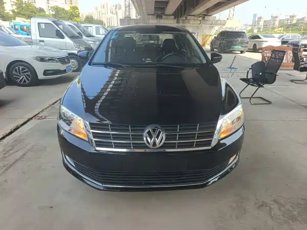Volkswagen Lavida 2014