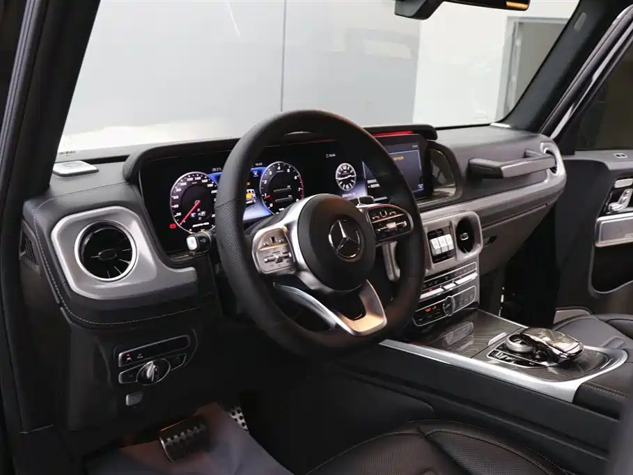 Mercedes-Benz G-Class 2020 — фото 12