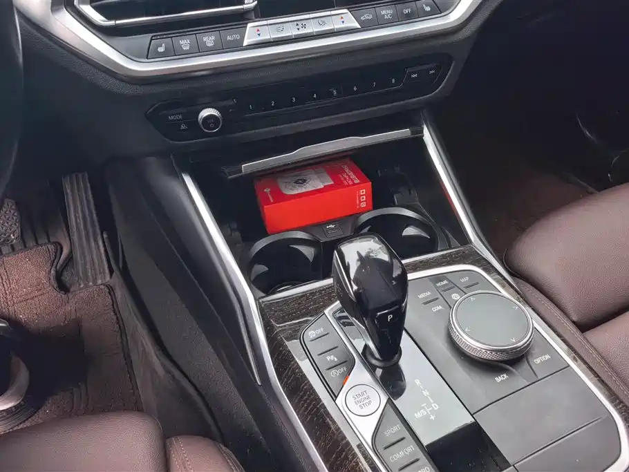 BMW 3 Series 2021 — фото 16