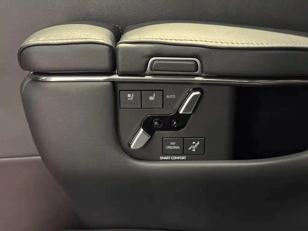 Toyota Vellfire 2024 — фото 24