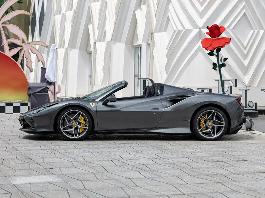 Ferrari F8 2022 — фото 7