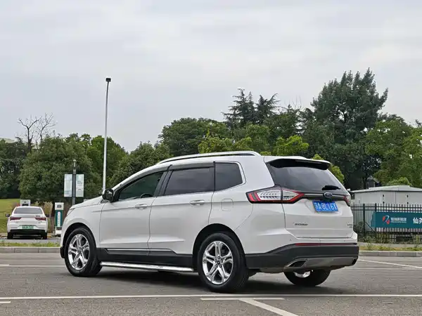 Ford Edge 2016