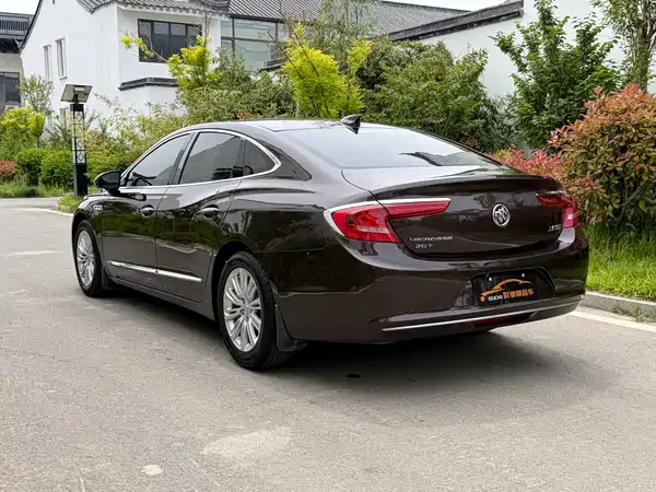 Buick LaCrosse 2016