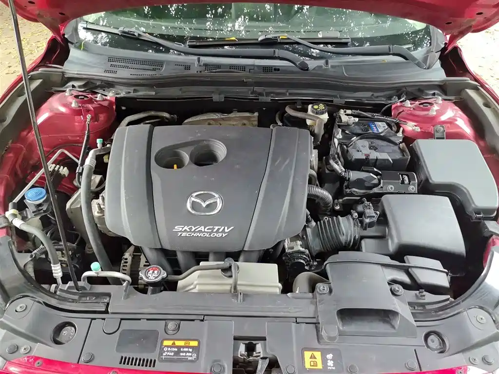 Mazda 3 Axela 2016 — фото 11