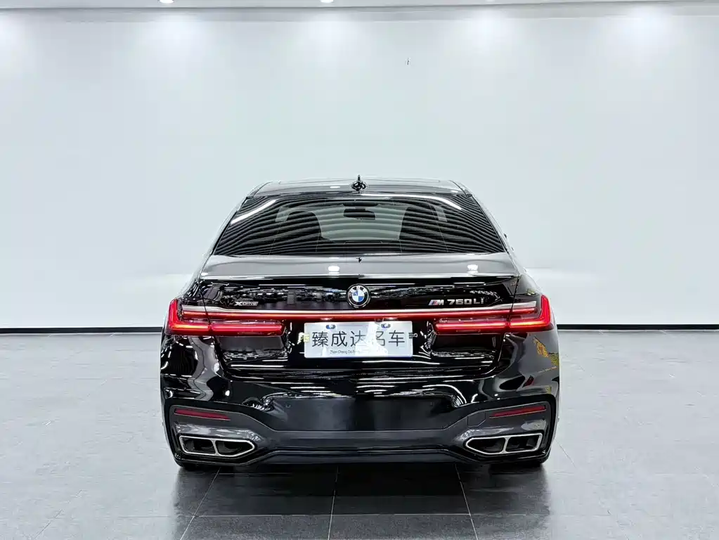 BMW 7 Series 2018 — фото 6