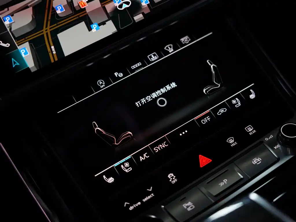 Audi S8 2021 — фото 14