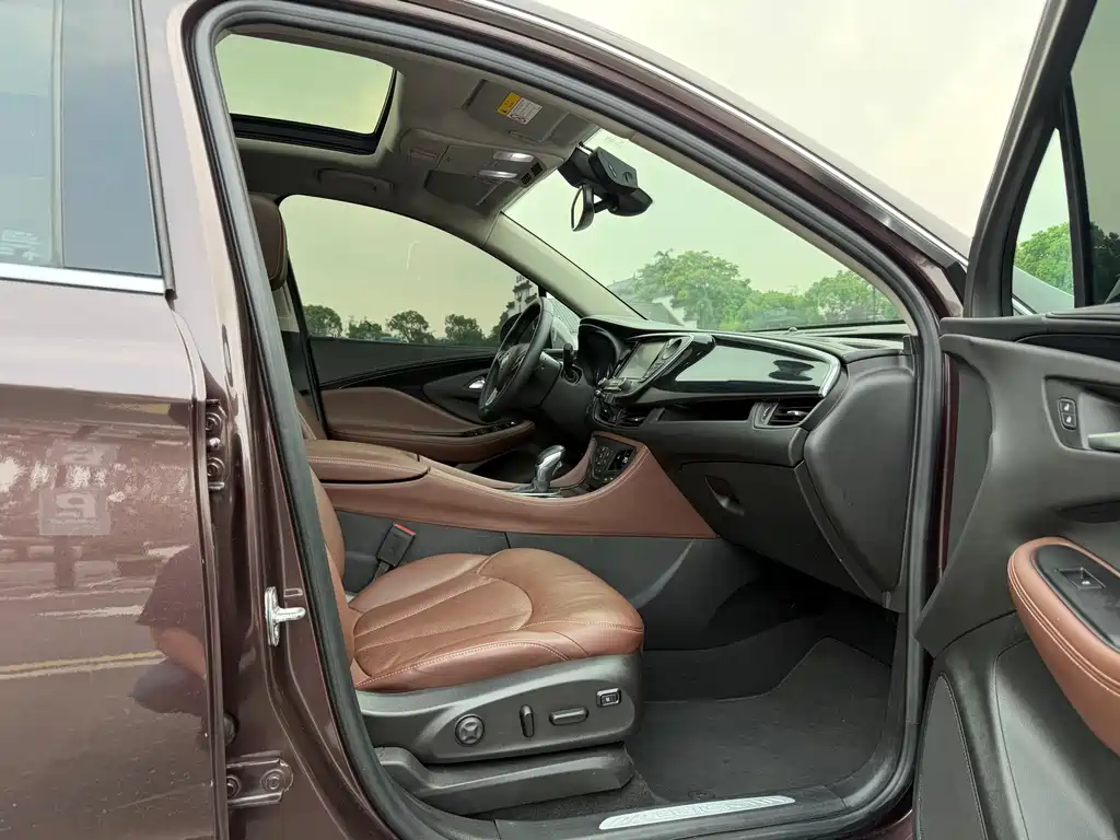Buick Envision Plus 2018 — фото 12