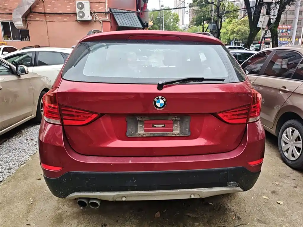 BMW X1 2015 — фото 4