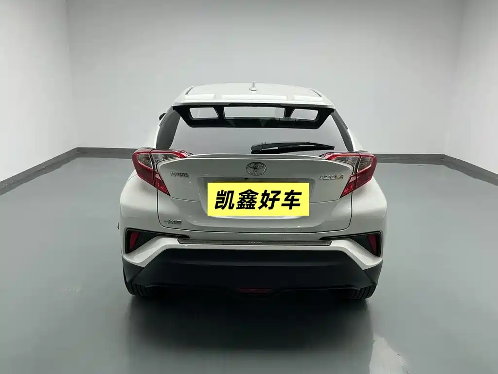Toyota IZOA 2019 — фото 5