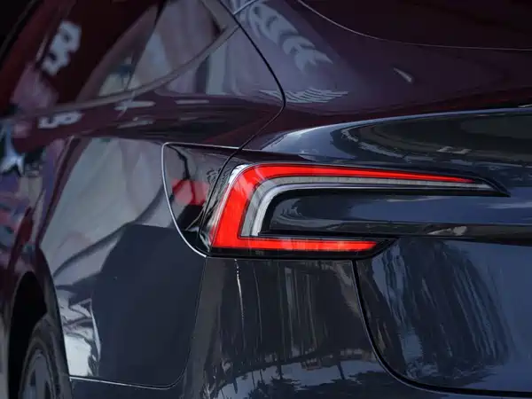 Tesla Model 3 2026